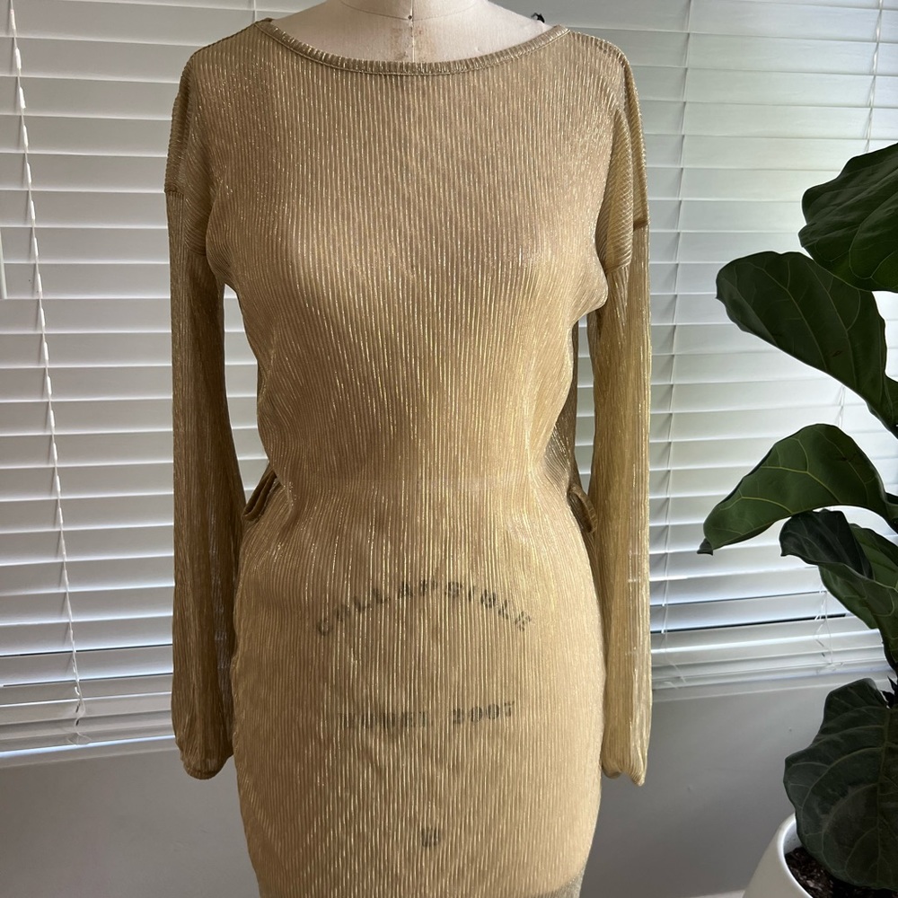 Pretty Little Thing Long Sleeve Dress 🌸